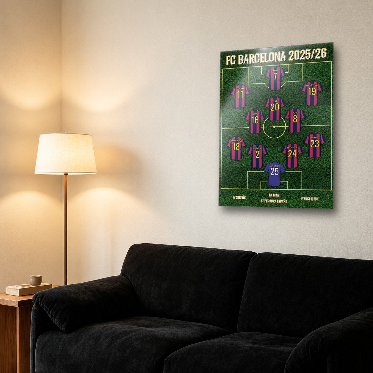 CULÉS - 2025/26 36 - Encima_de_sofa_negro,_anadir_sombra.jpg