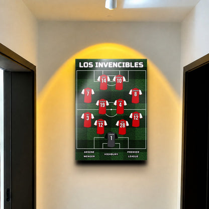 LOS INVENCIBLES 38 - pasillo_arco_foco.jpg